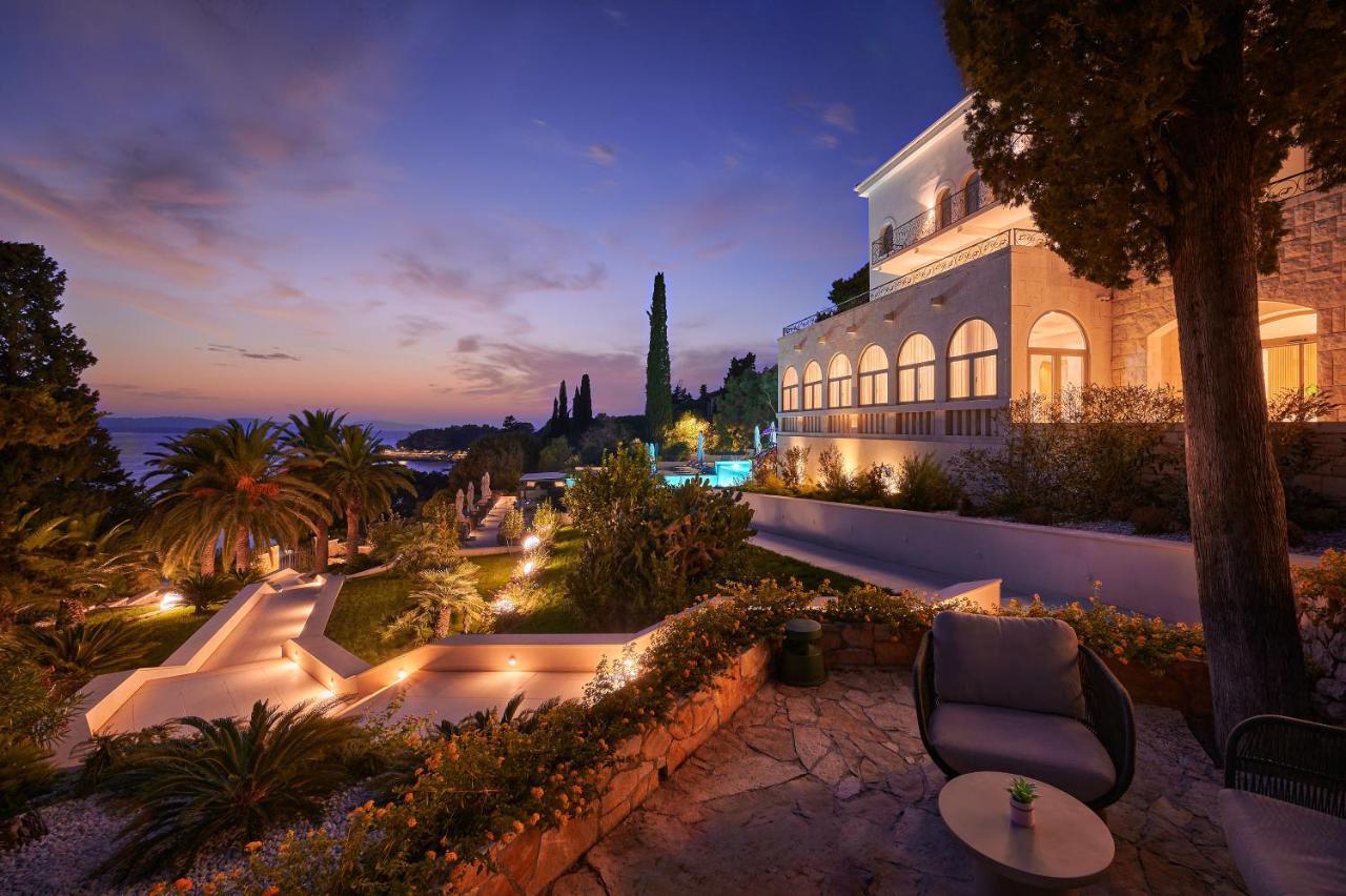 Hotel Moeesy, Blue & Green Oasis Hvar Town Exterior photo