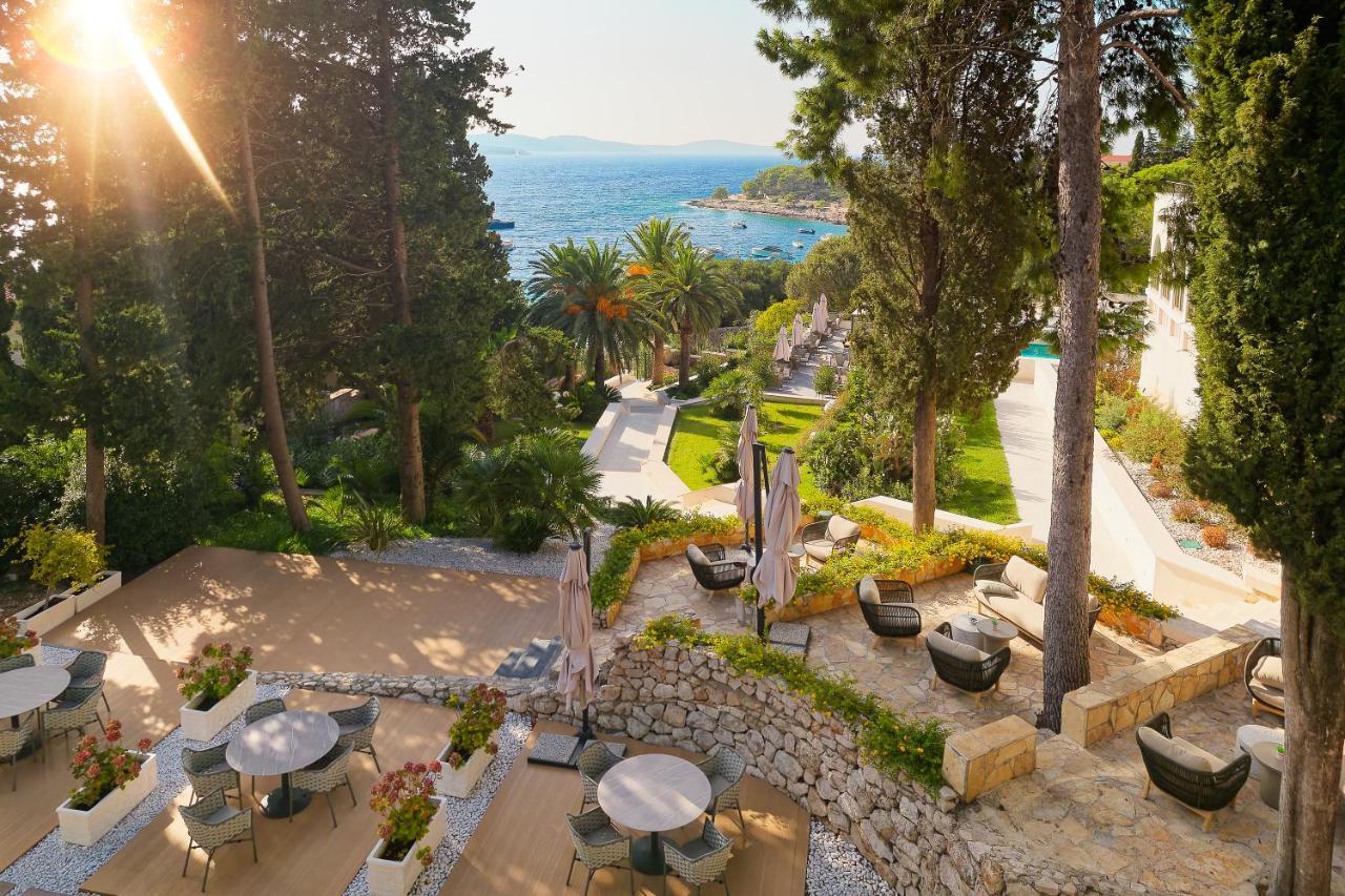 Hotel Moeesy, Blue & Green Oasis Hvar Town Exterior photo